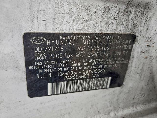 Hyundai ELANTRA Image 13