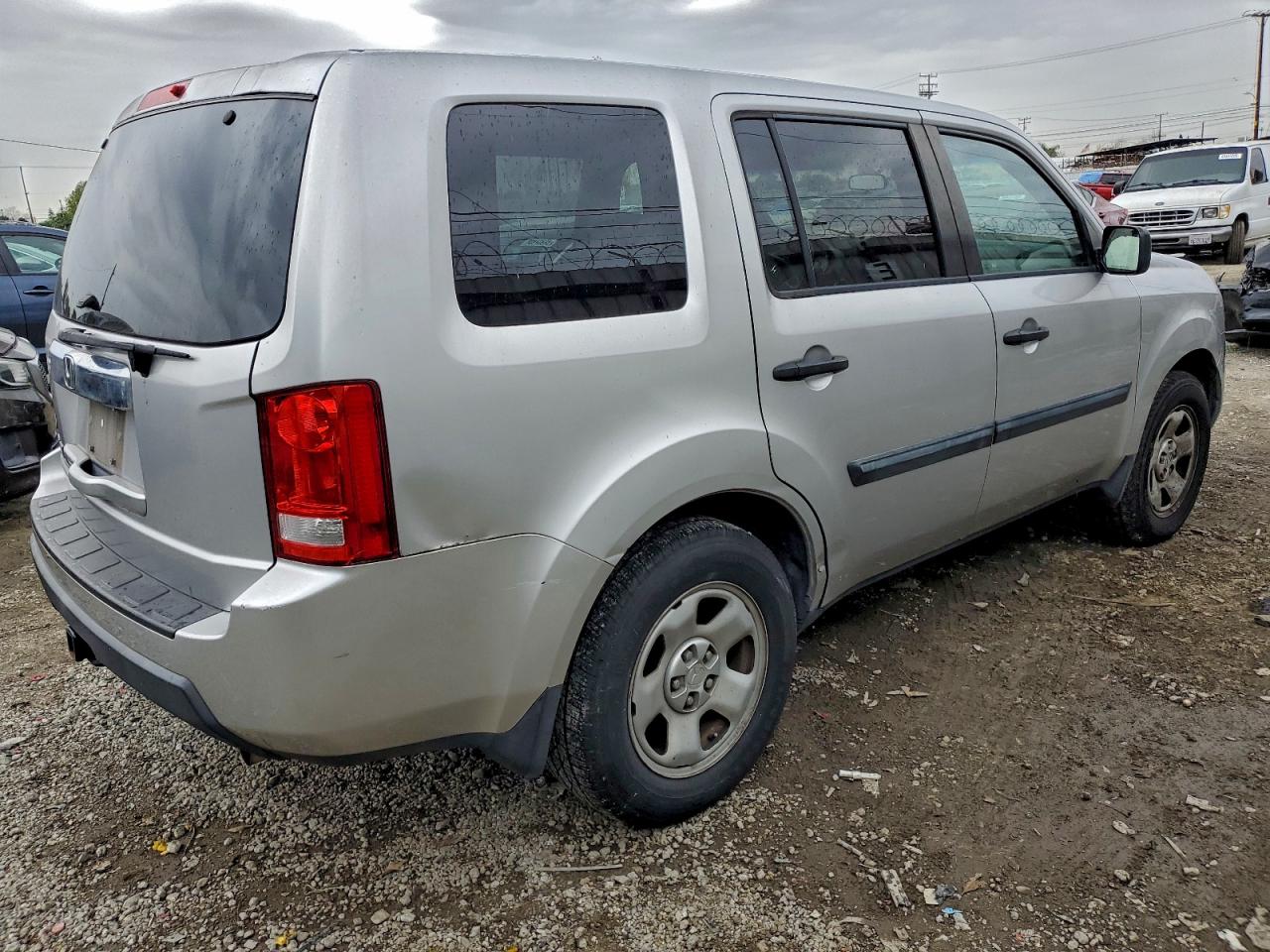 Honda Pilot Lx Image 8