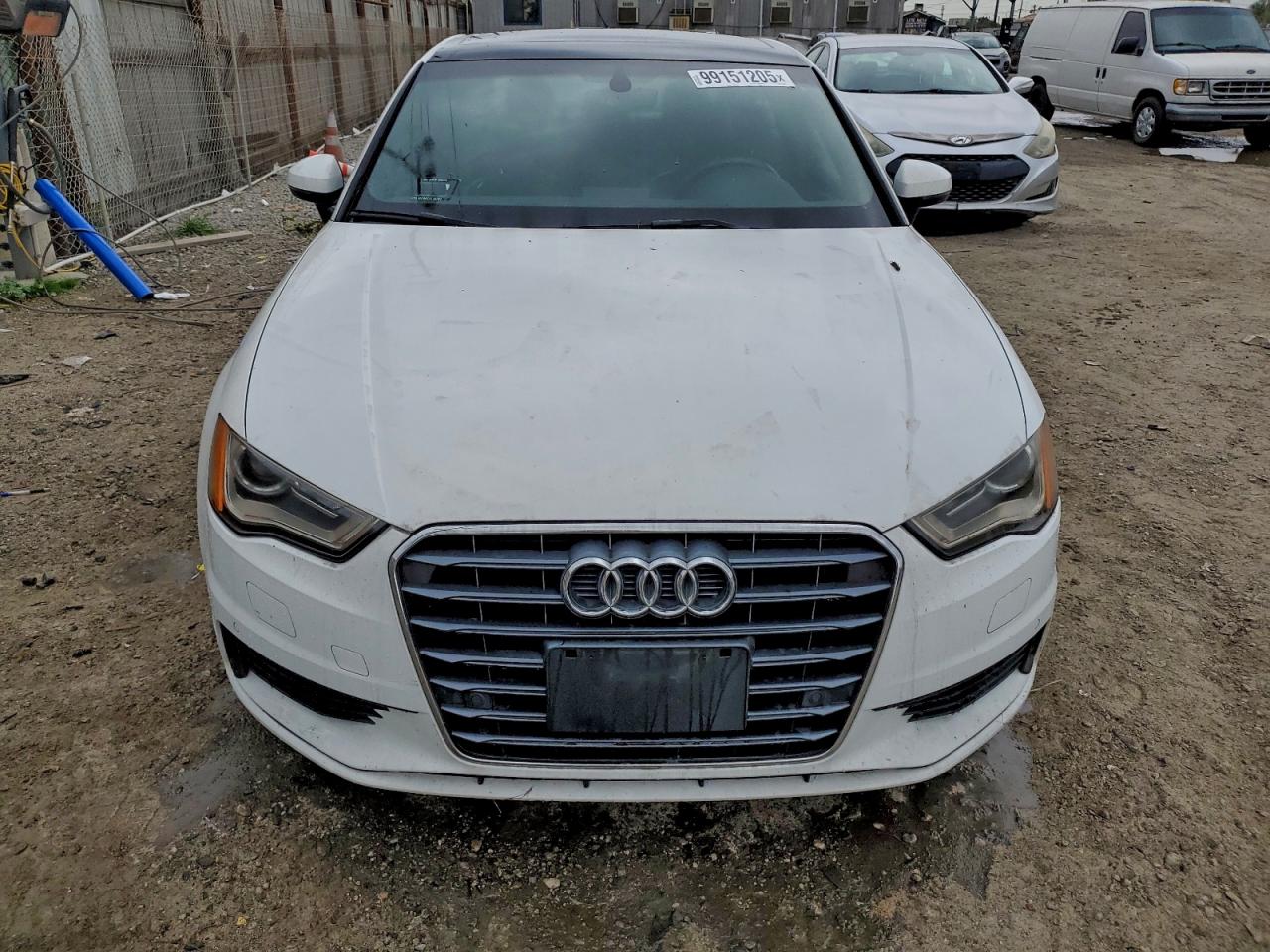 Audi A3 Premium Image 3