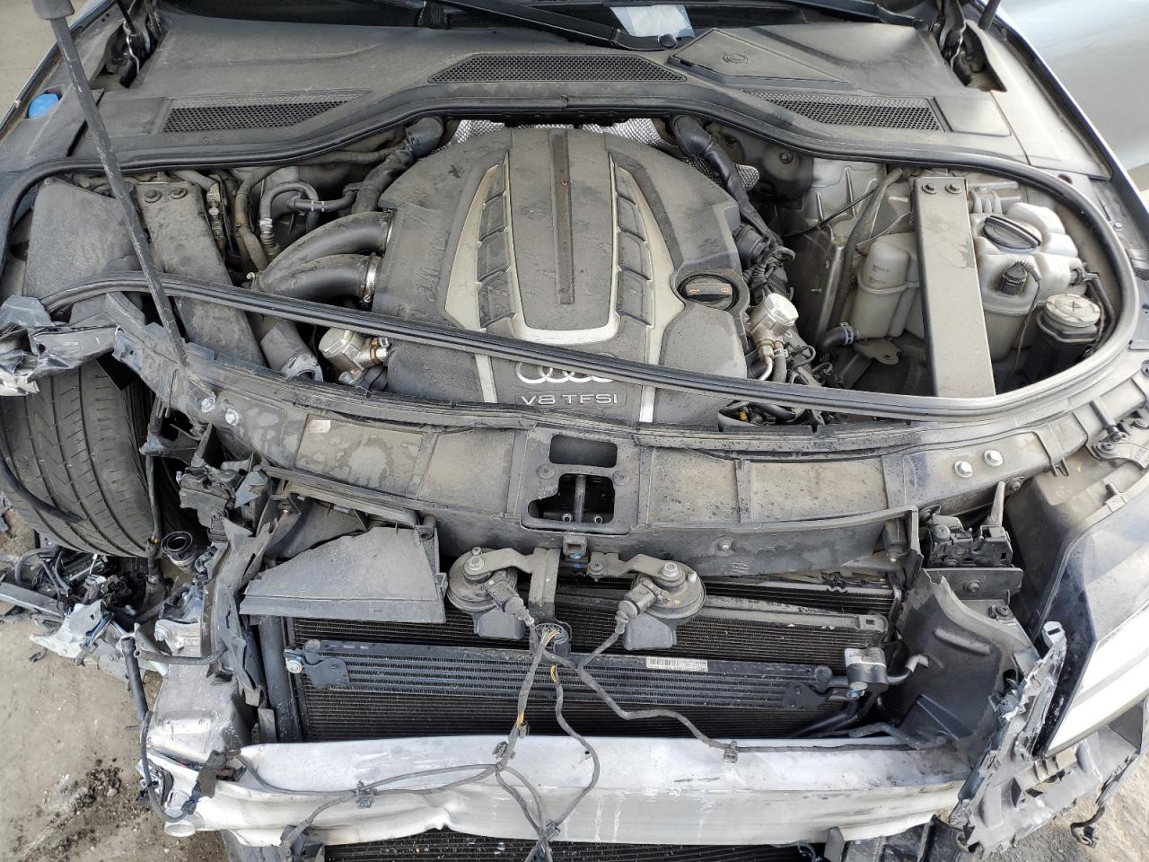 Audi A8 L Quattro Image 10