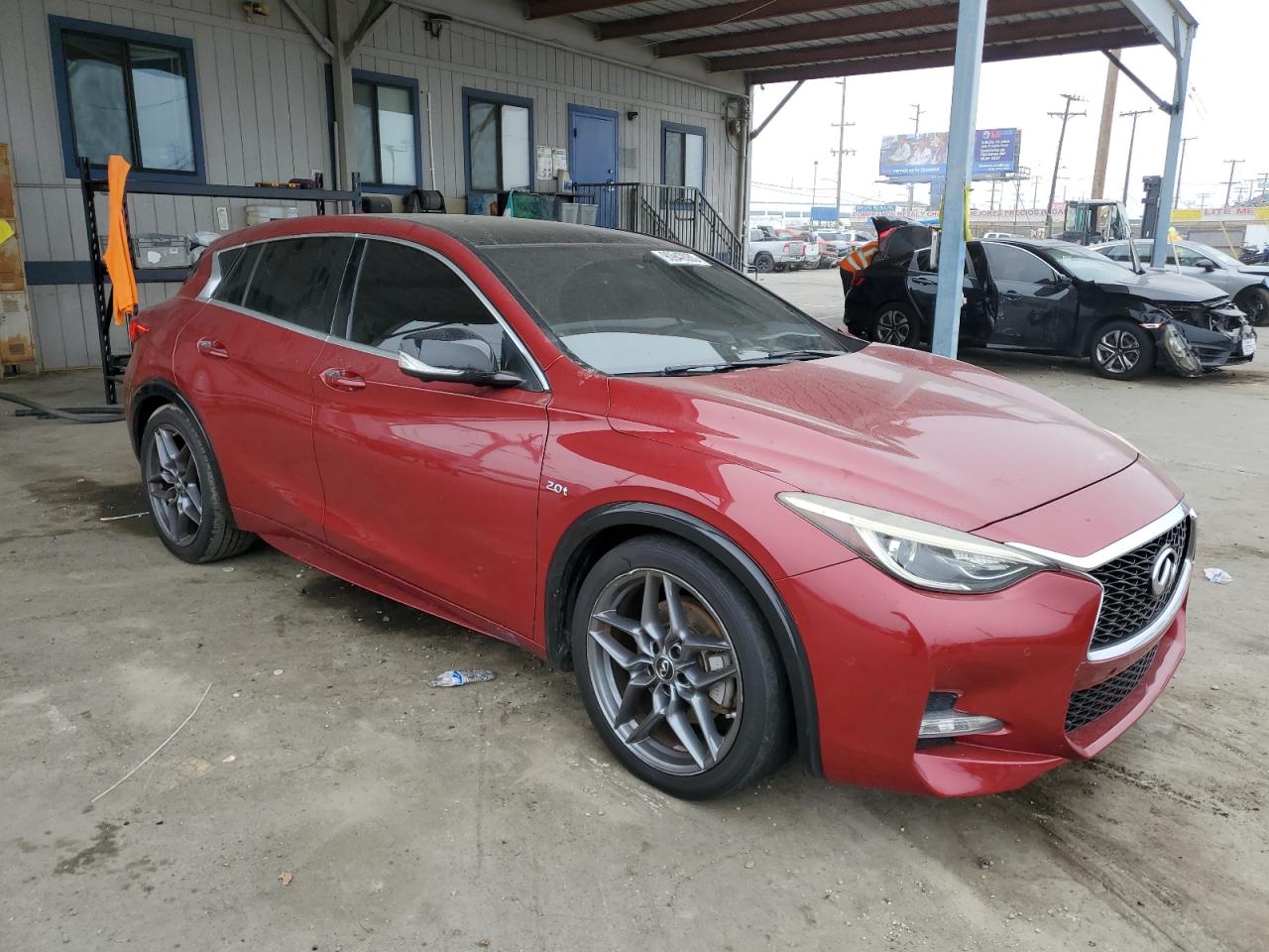 INFINITI Qx Base Image 4