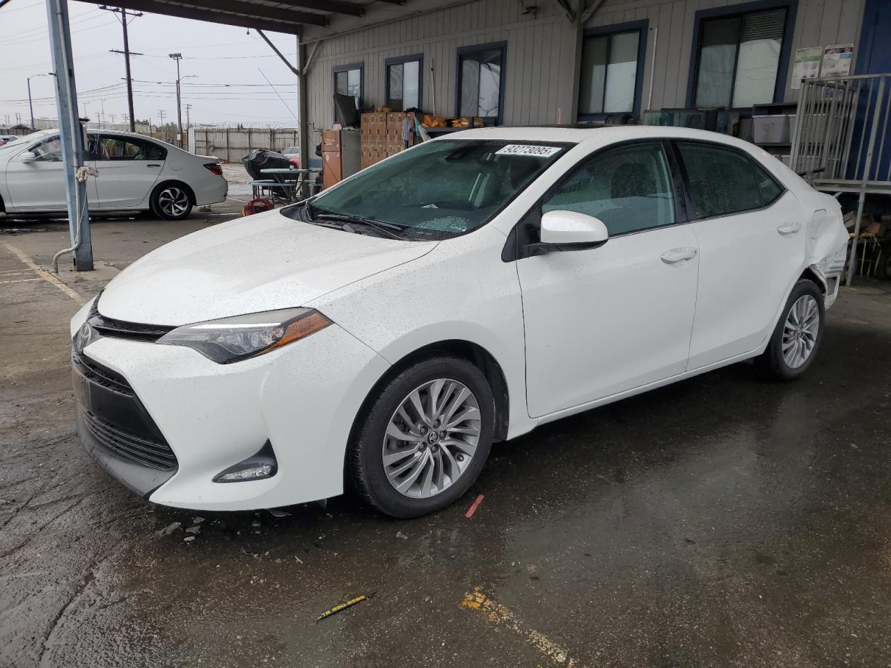 Toyota Corolla Le Eco Image 1