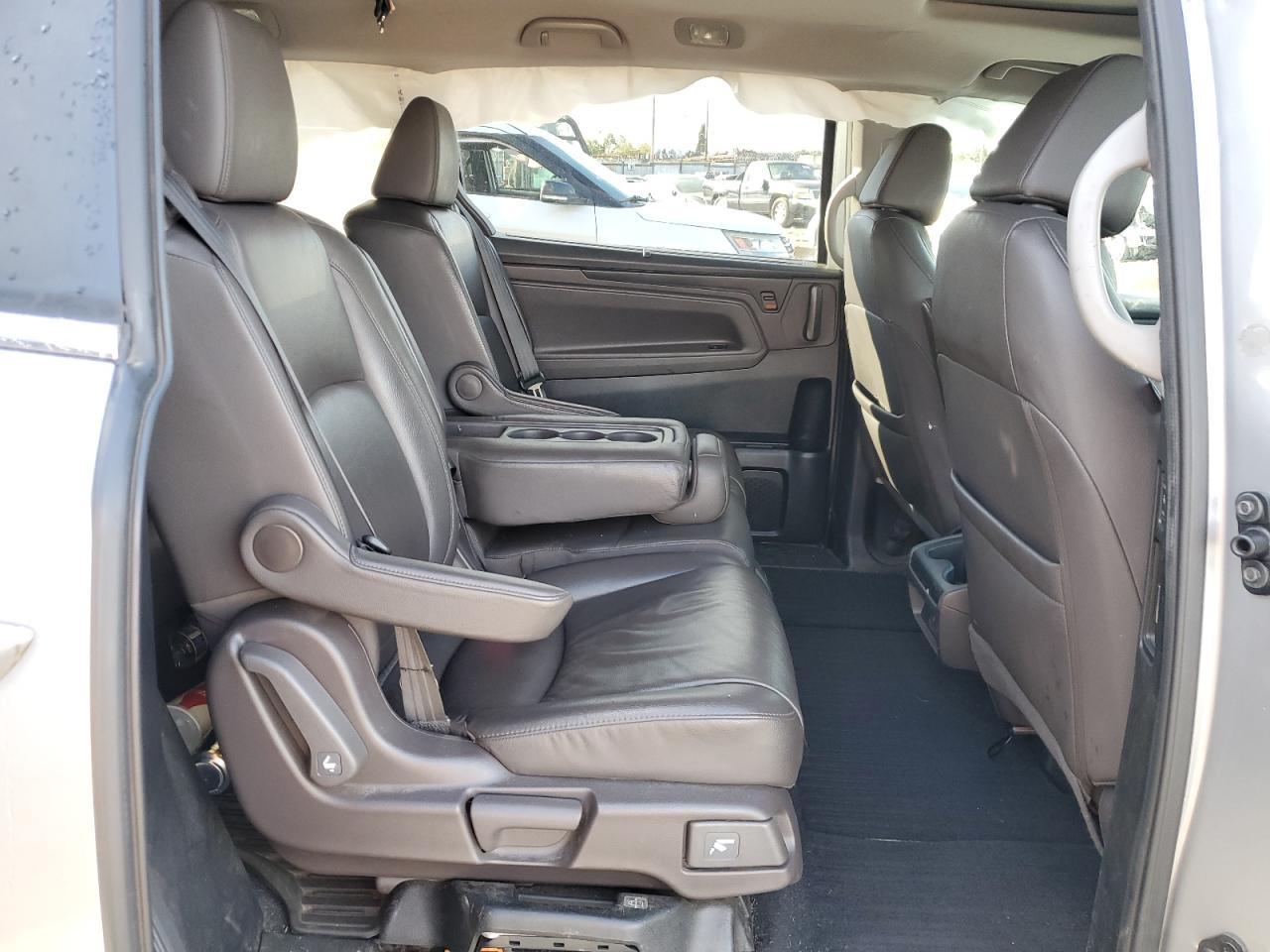 Honda Odyssey Exl Image 6