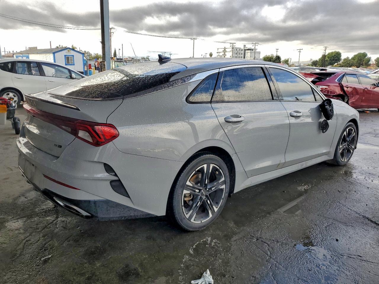 Kia K5 Gt Line Image 2