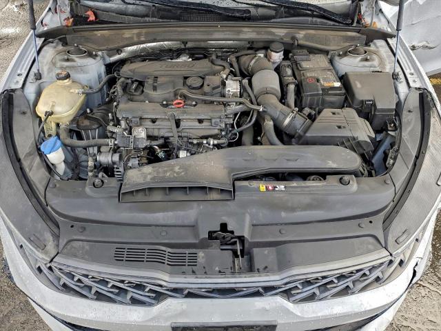 Kia K5 Gt Line Image 3