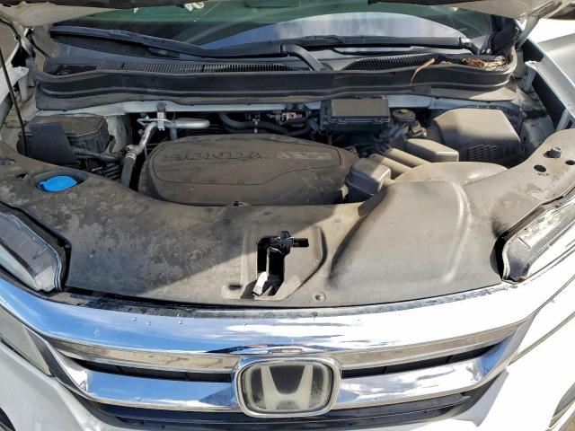 Honda Pilot Touring Image 4