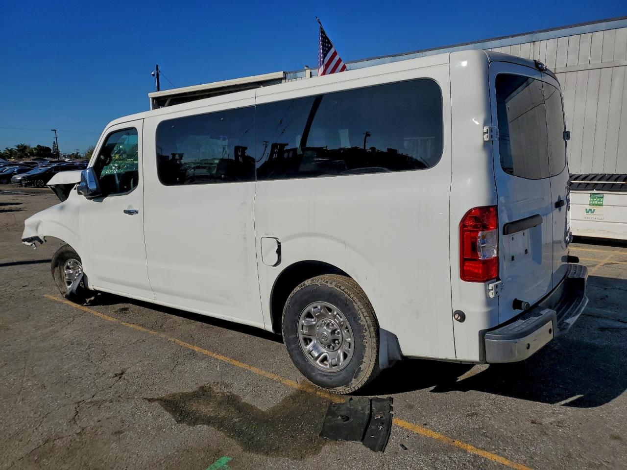 Nissan Nv 3500 S Image 7