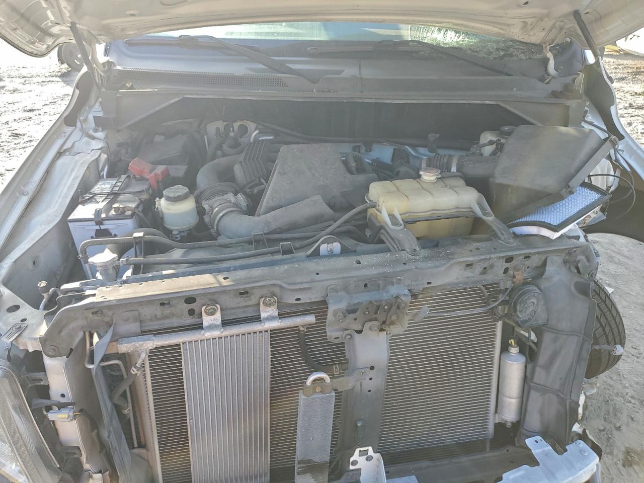 Nissan Nv 3500 S Image 14