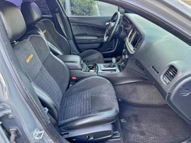 Dodge Charger R/t 392 Image 7