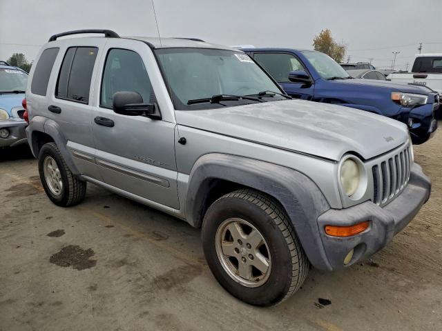Jeep Liberty Sport Image 8