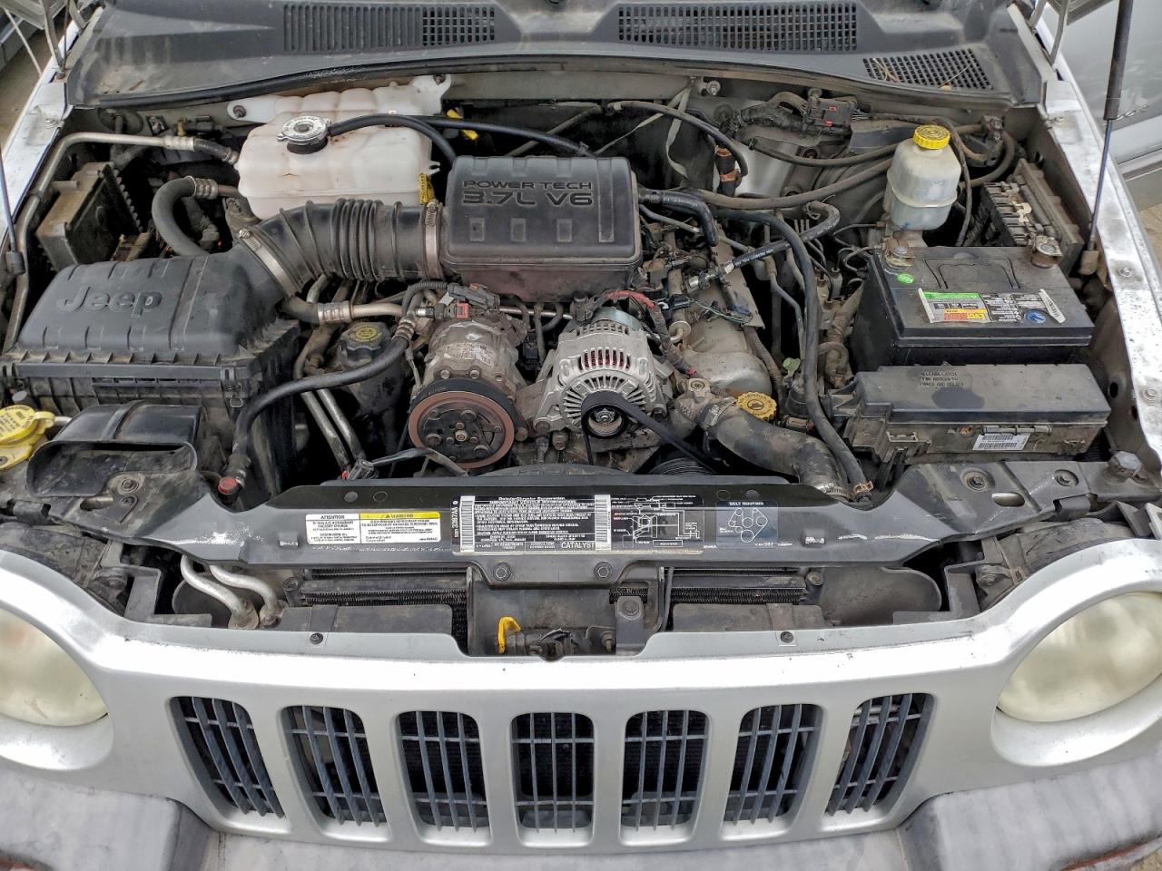 Jeep Liberty Sport Image 7