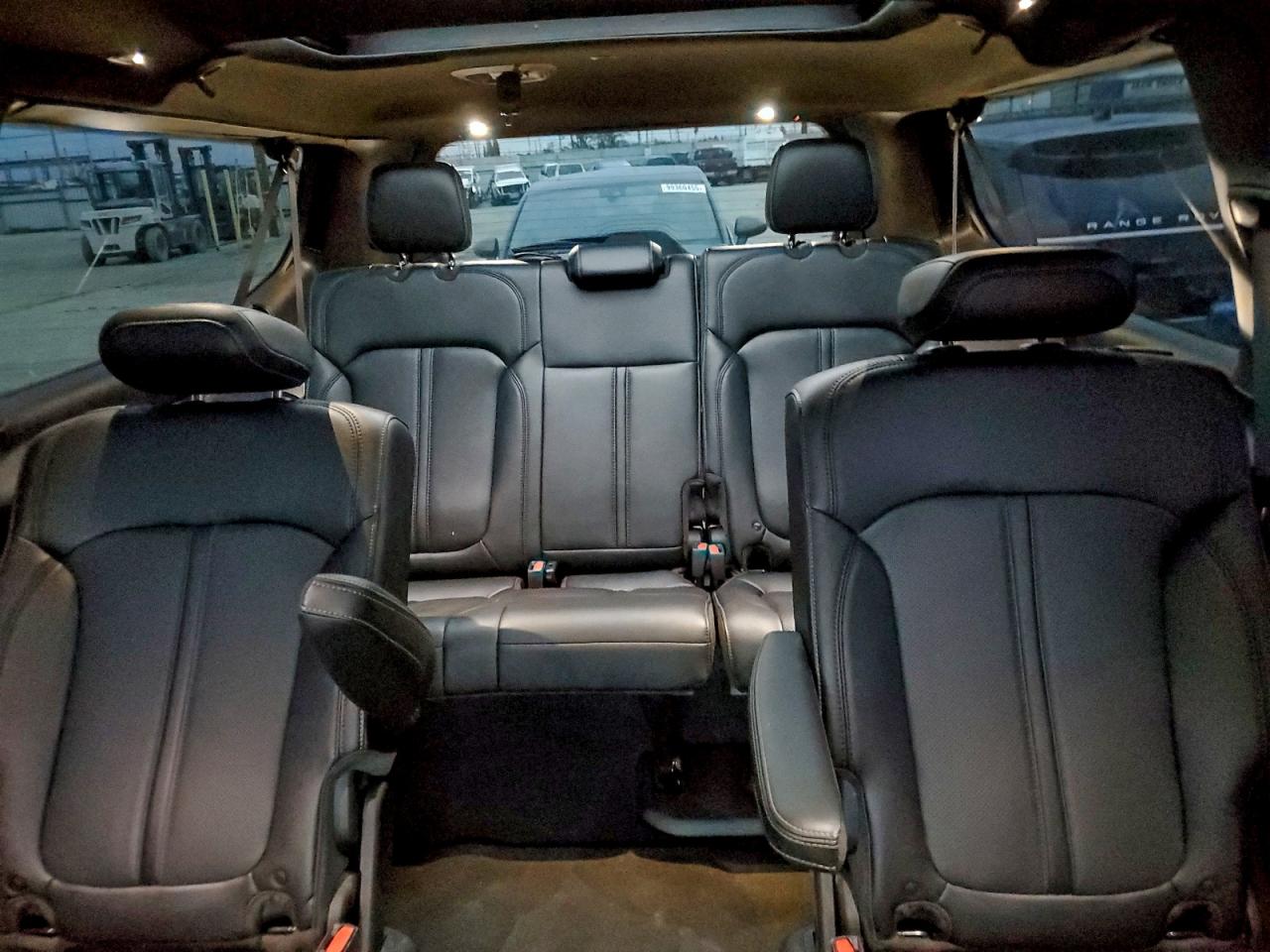 Jeep Wagoneer L Series Ii Image 6