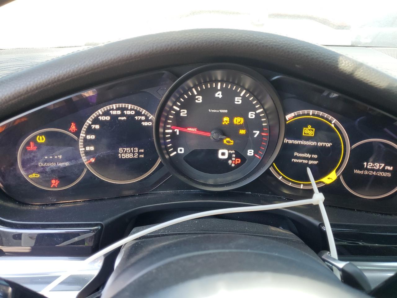 Porsche Panamera 2 Image 12