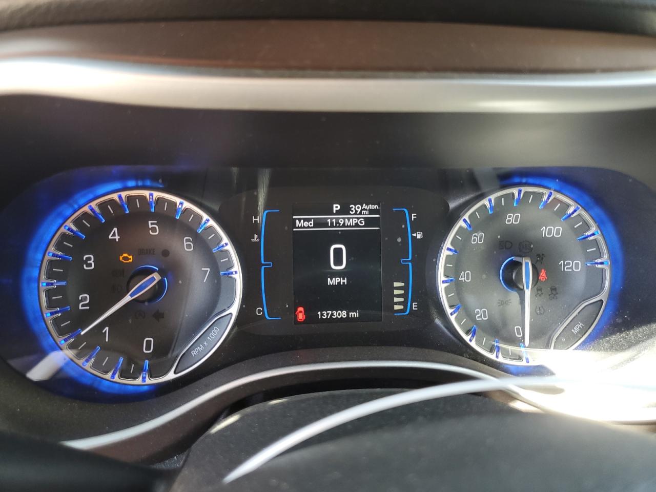 Chrysler Pacifica Lx Image 5