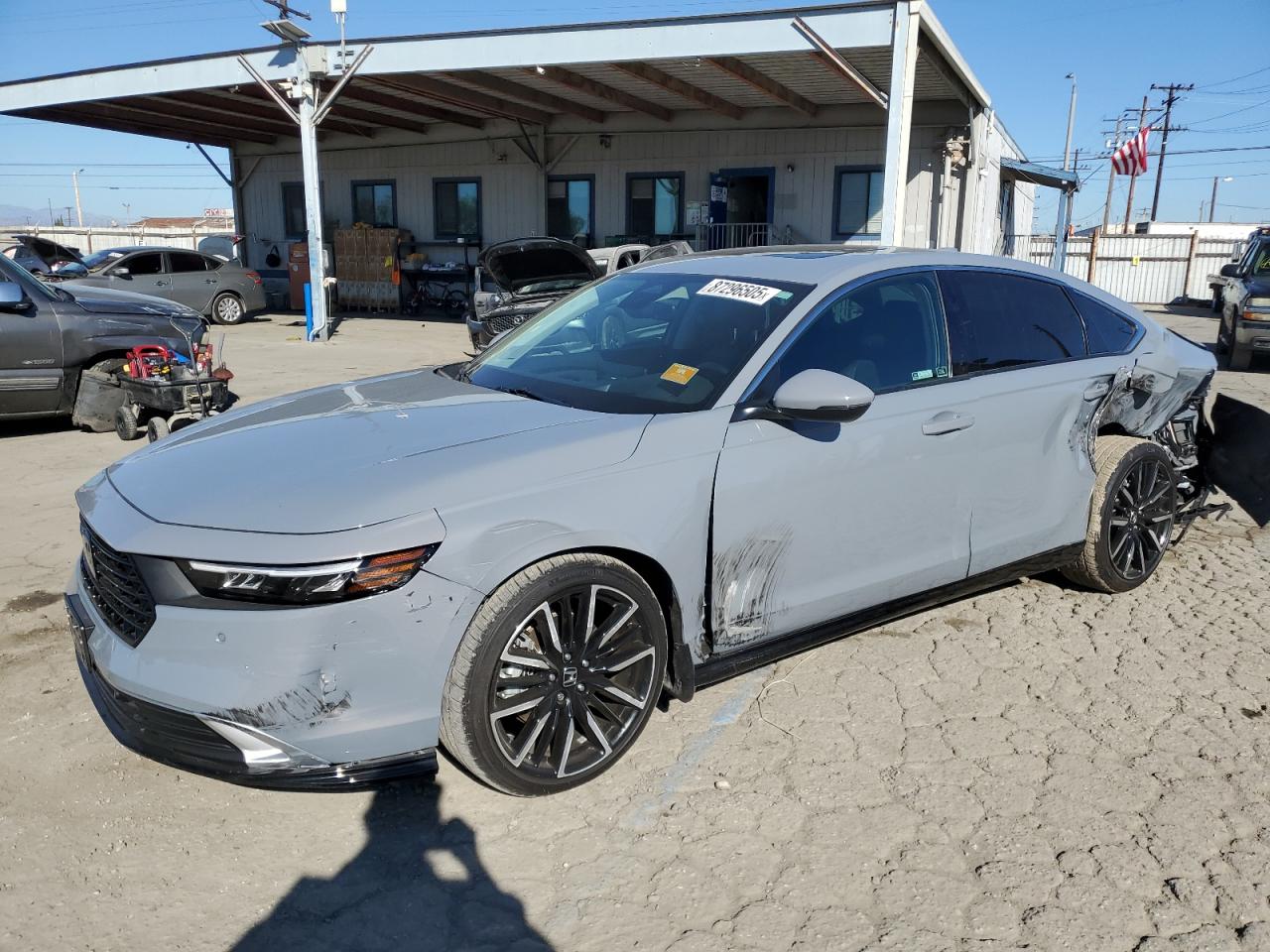 Honda Accord Touring Hybrid Image 1