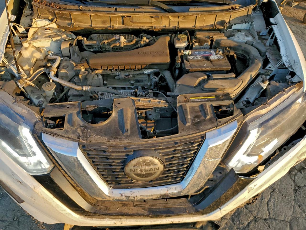 Nissan Rogue S Image 5