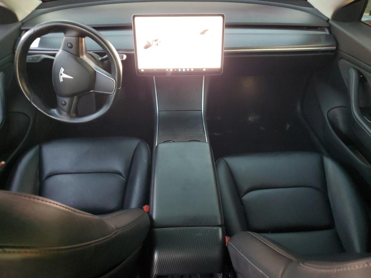 Tesla Model 3 Image 9