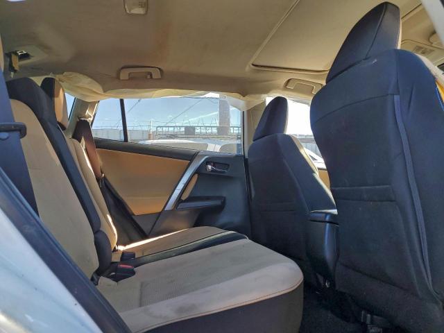 Toyota RAV4 Adventure Image 11