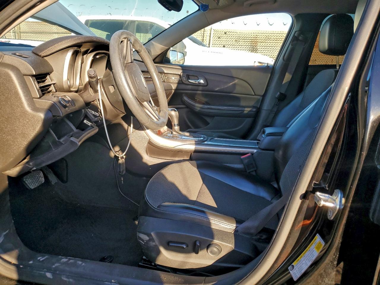 Chevrolet Malibu 1lt Image 9