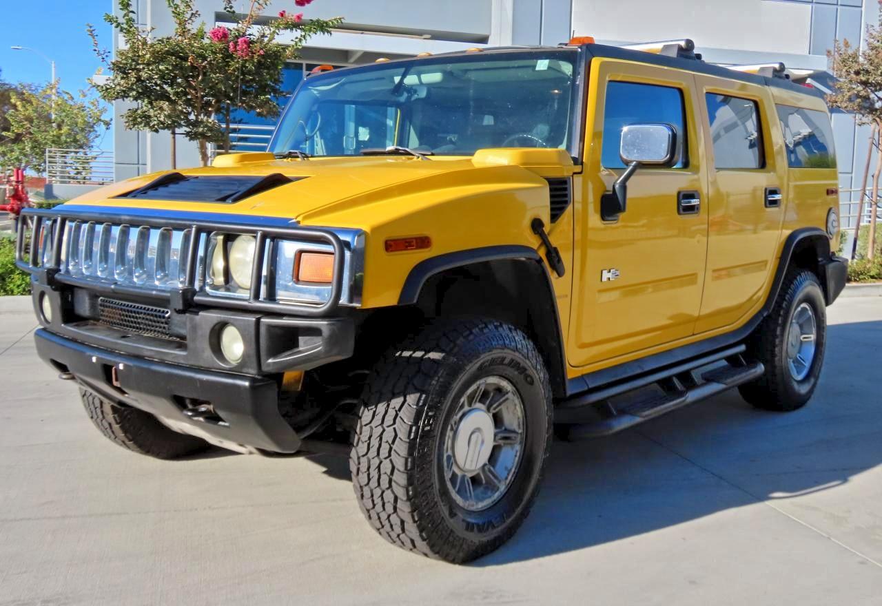 HUMMER H2 Image 2
