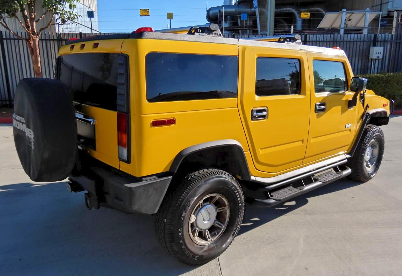 HUMMER H2 Image 10