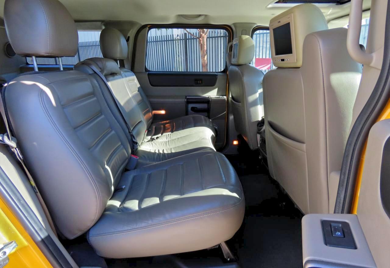 HUMMER H2 Image 9