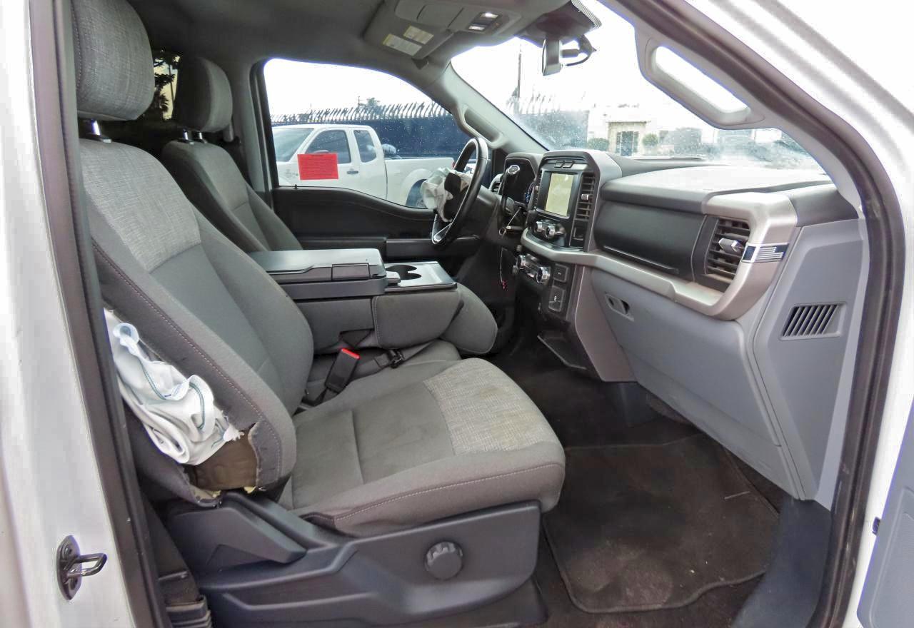 Ford F-150 Supercrew Image 10