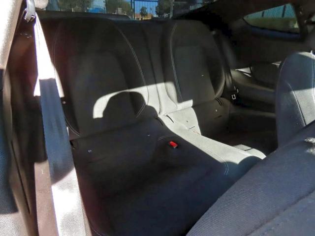 Ford Mustang Image 7