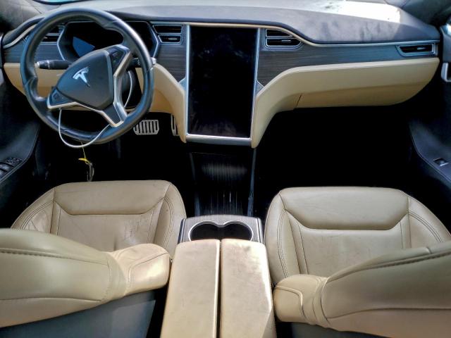 Tesla Model S Image 2