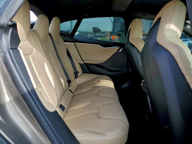 Tesla Model S Image 6