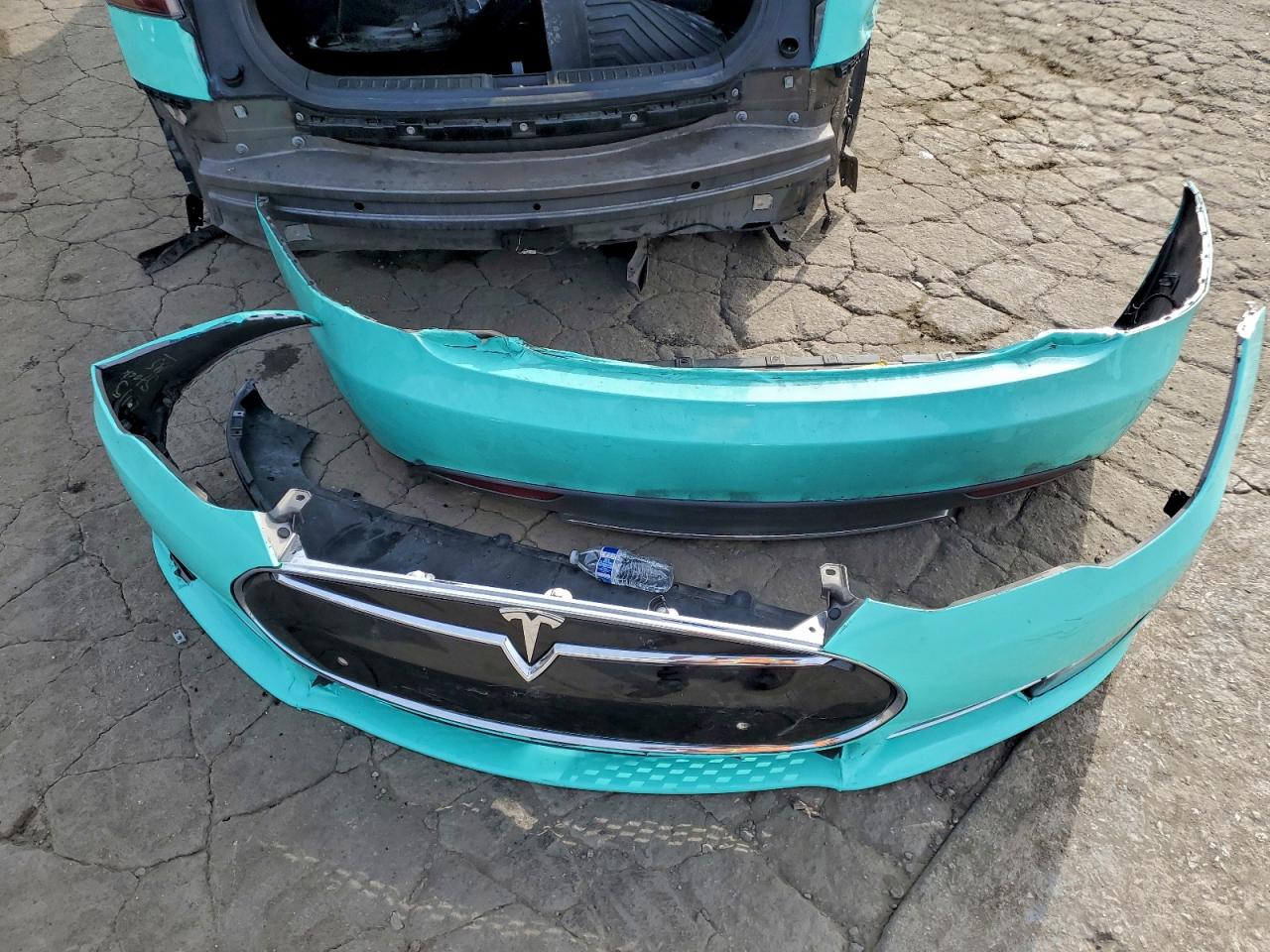 Tesla Model S Image 3