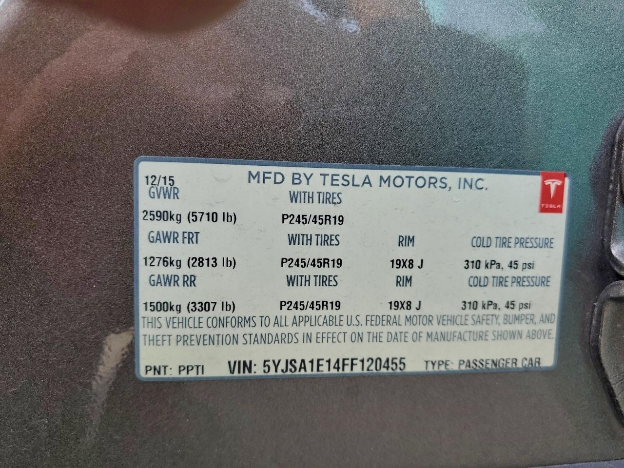 Tesla Model S Image 8