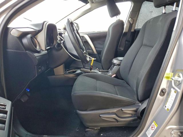 Toyota RAV4 Le Image 7