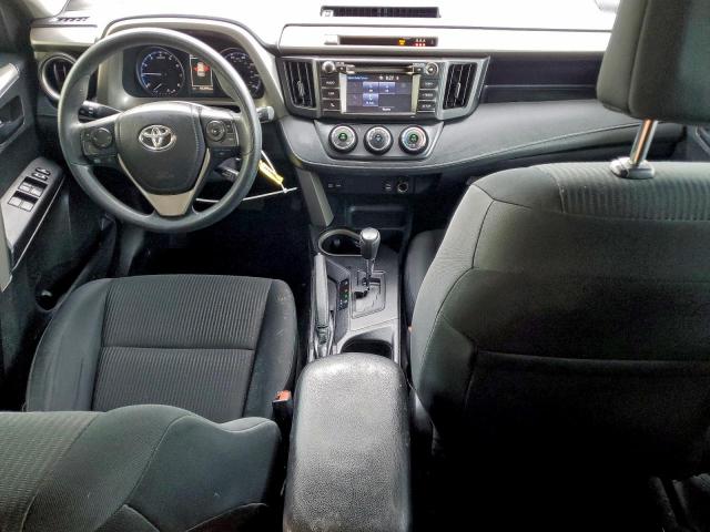 Toyota RAV4 Le Image 9