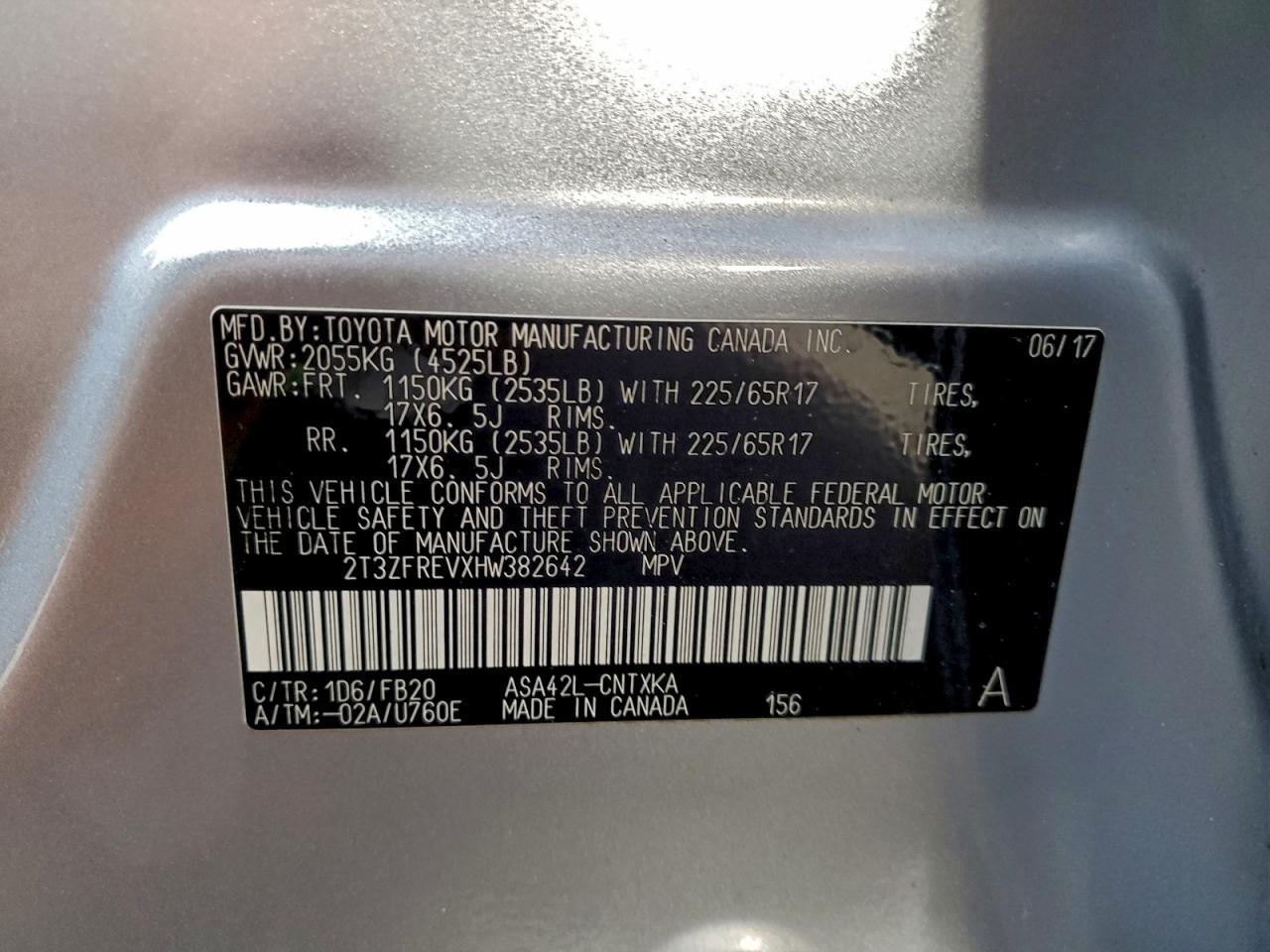 Toyota RAV4 Le Image 10