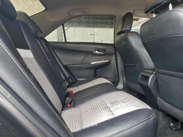 Toyota Camry L Image 7