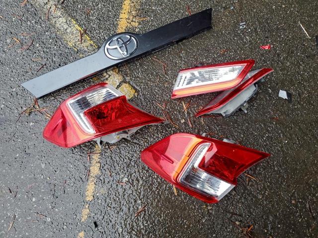 Toyota Camry L Image 9