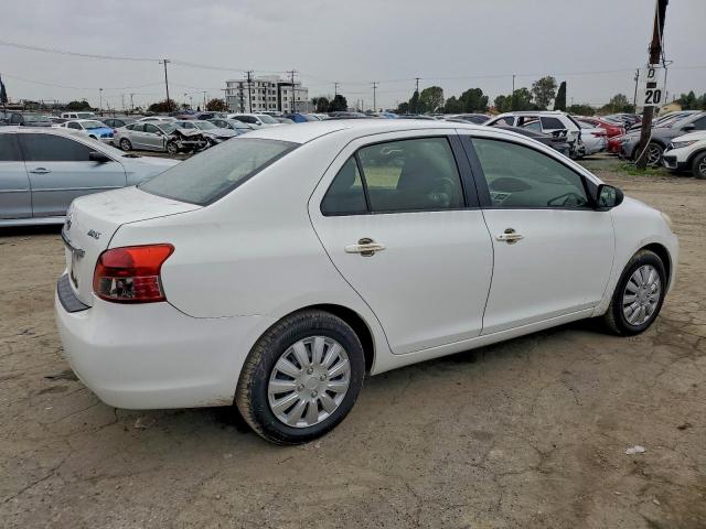 Toyota Yaris Image 2