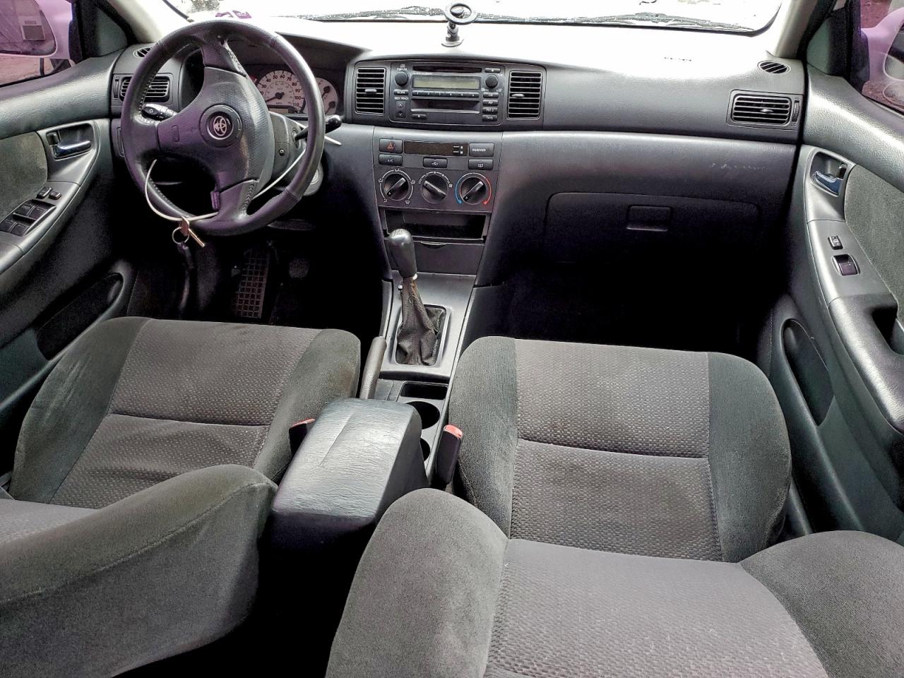 Toyota Corolla Ce Image 5