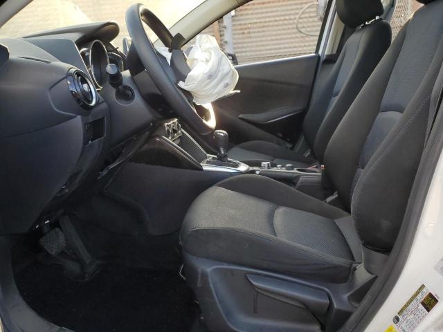 Toyota Yaris Image 6