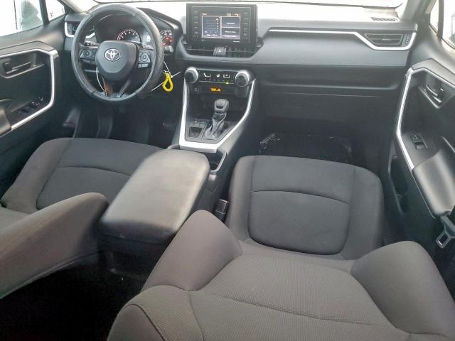 Toyota RAV4 Le Image 5