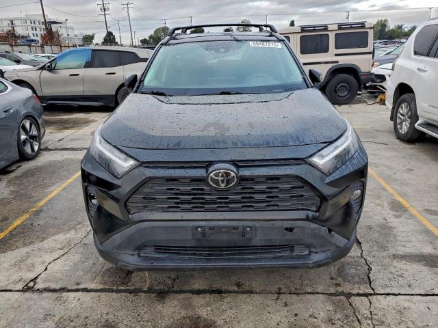 Toyota RAV4 Xle Image 7