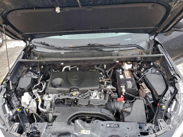 Toyota RAV4 Xle Image 11