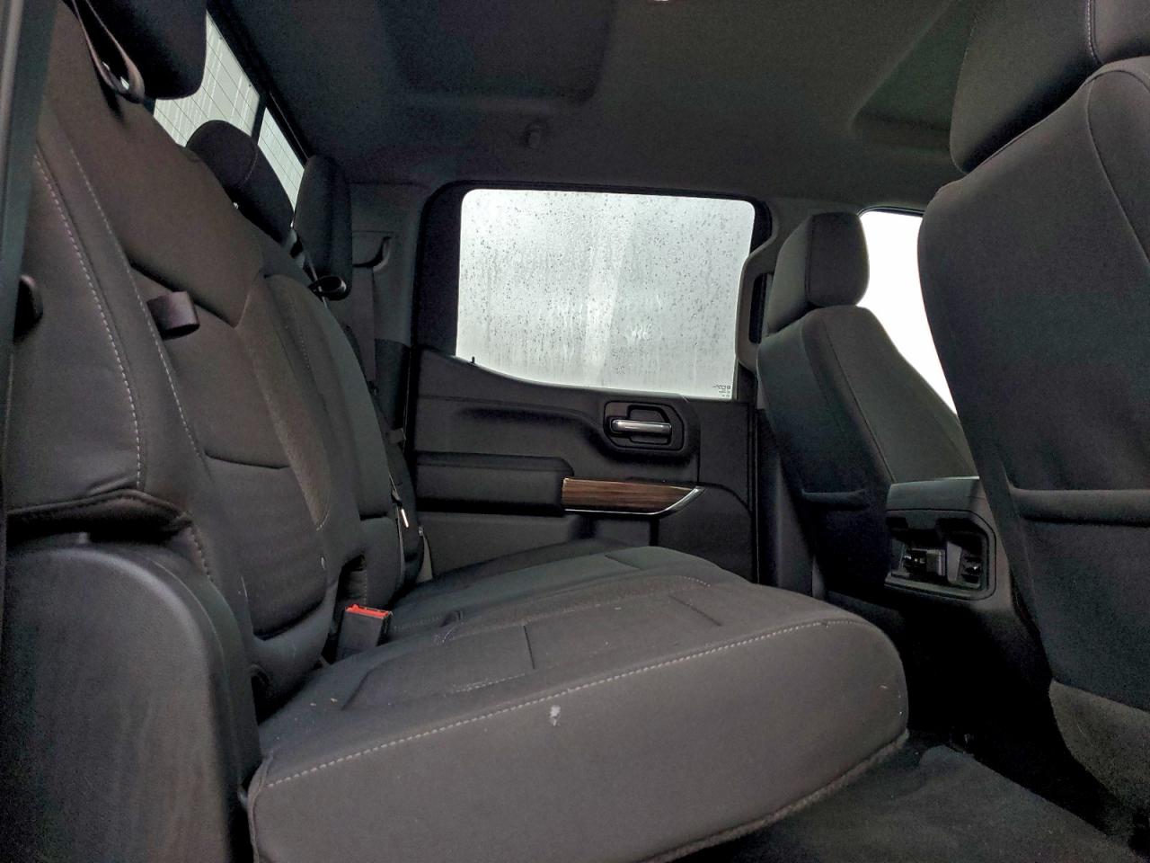 Chevrolet Silverado C1500 Rst Image 12