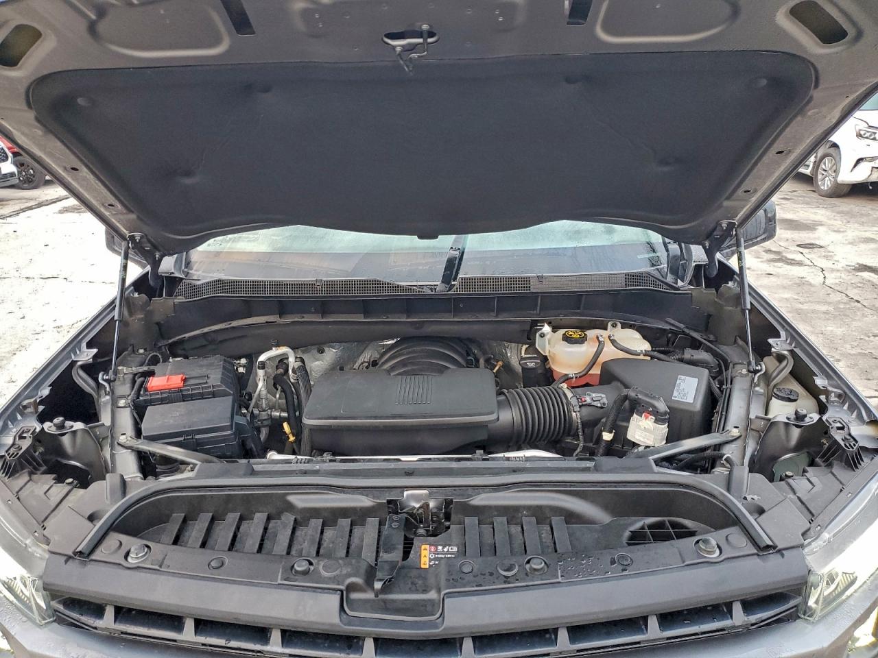 Chevrolet Silverado C1500 Rst Image 9