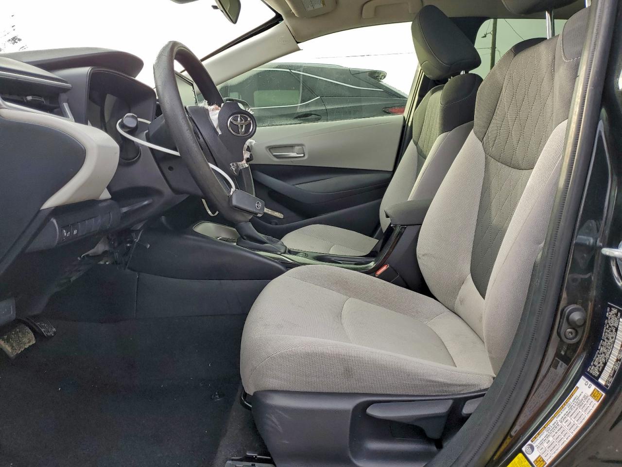 Toyota Corolla Le Image 5