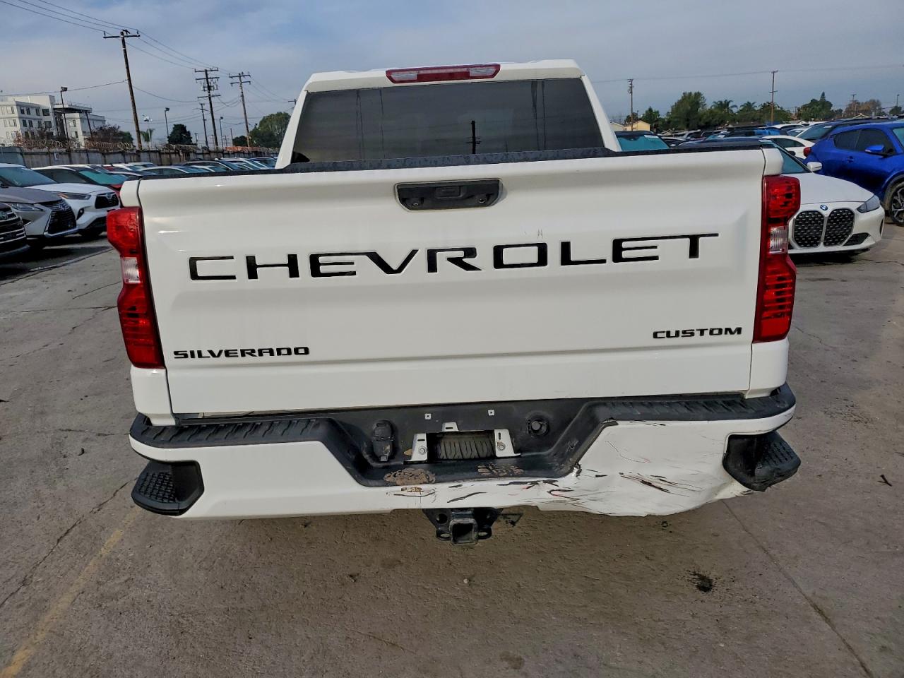 Chevrolet Silverado C1500 Custom Image 4