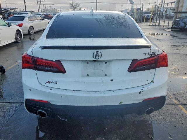 Acura TLX Tech+a Image 10