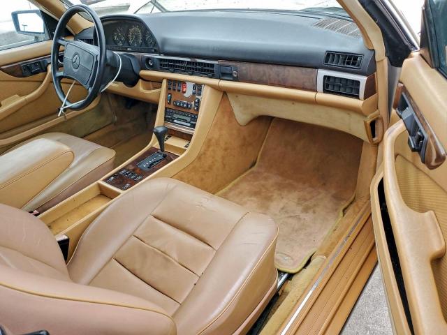 Mercedes-Benz 560-Class Sec Image 12