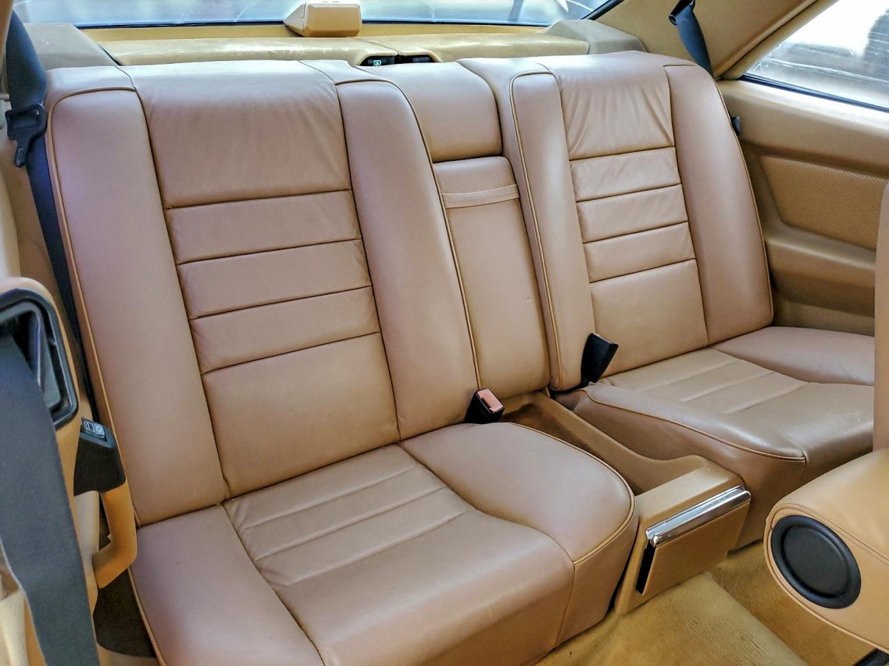 Mercedes-Benz 560-Class Sec Image 4